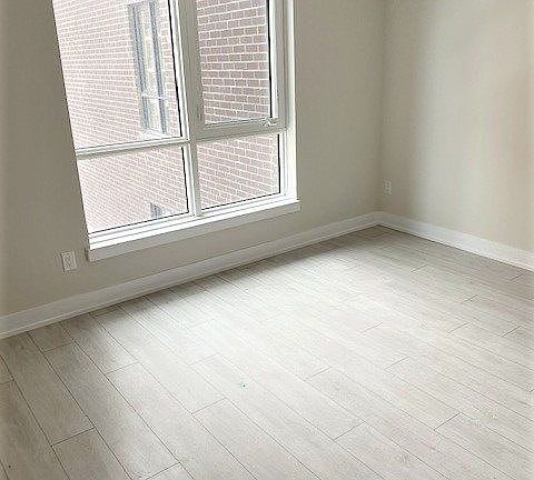 3rd image of 150 Oak Park Blvd #405