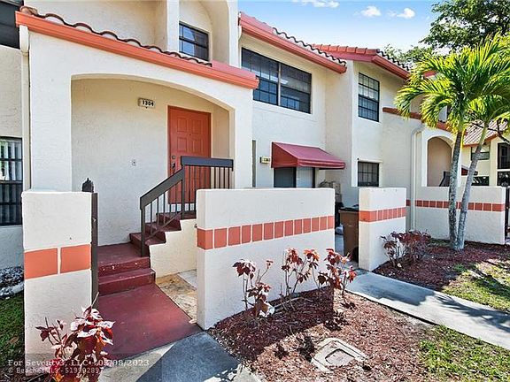 2nd image of 1304 Congressional Way #1304
