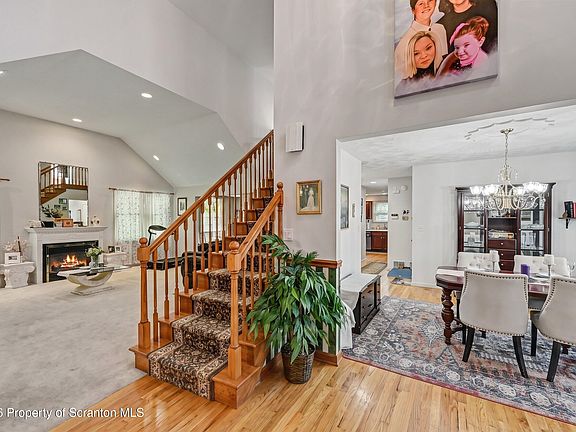3rd image of 106 Nikelle Ln