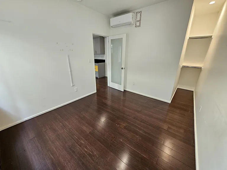 1234 N Formosa Ave #8 — Photo 9