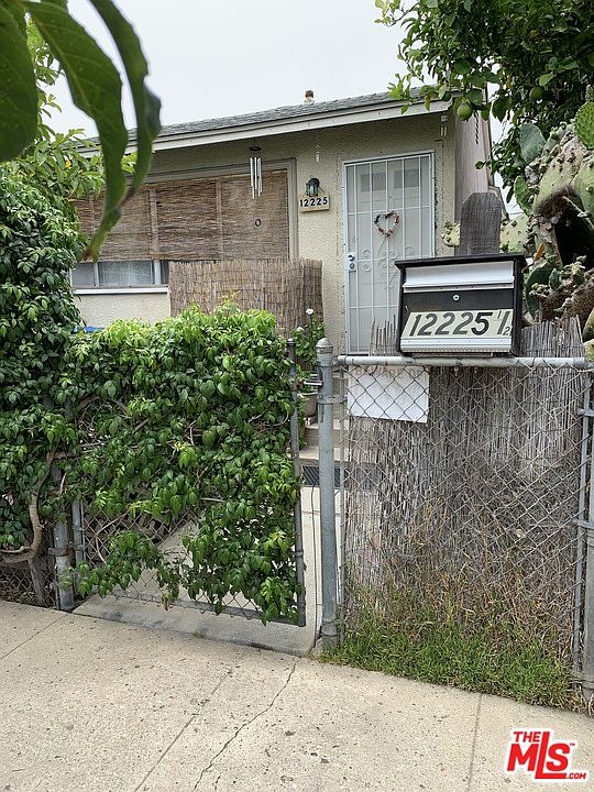 1st image of 12225 Culver Blvd
