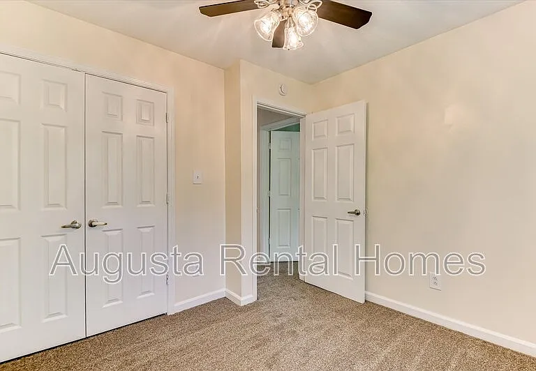 707 Cardinal St — Photo 12