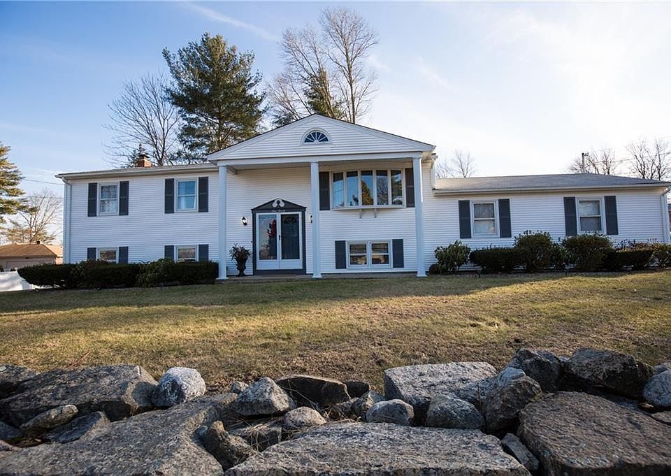 120 Woodside Ave, West Warwick, RI 02893 Zillow