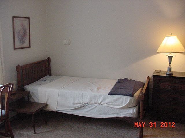 1st image of 2439 Holmes St