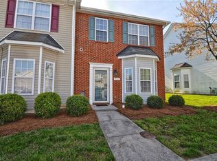1712 Olivers Crossing Cir, Winston Salem, NC 27127