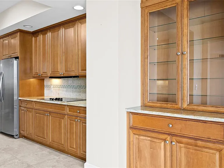 300 Beach Dr NE #1201 — Photo 16