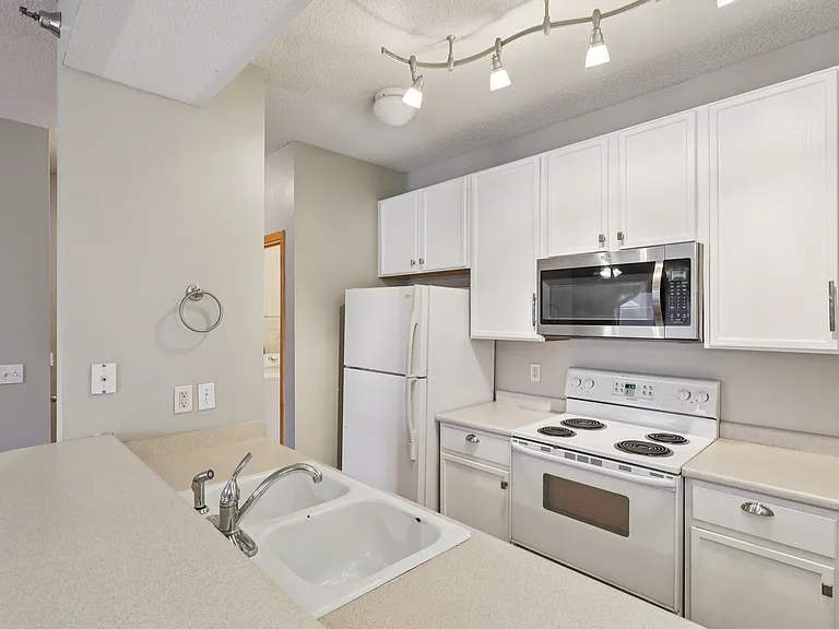 1320 SE Florence Dr #3U — Photo 11