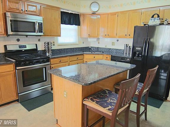2nd image of 1400 Cowsill Dr