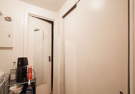 4th image of 240 Sullivan St APT 5