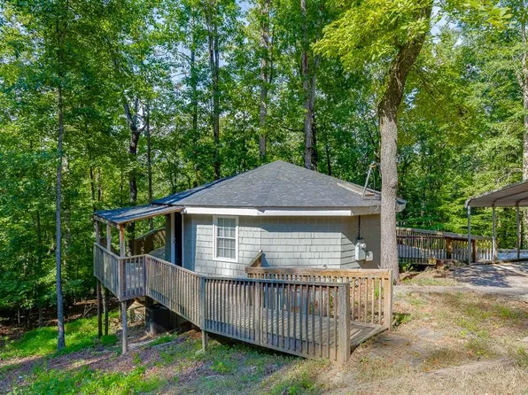 6440 Dogwood Way, Gainesville, GA 30506