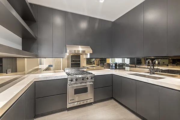 Rented by Domus Realty | media 6