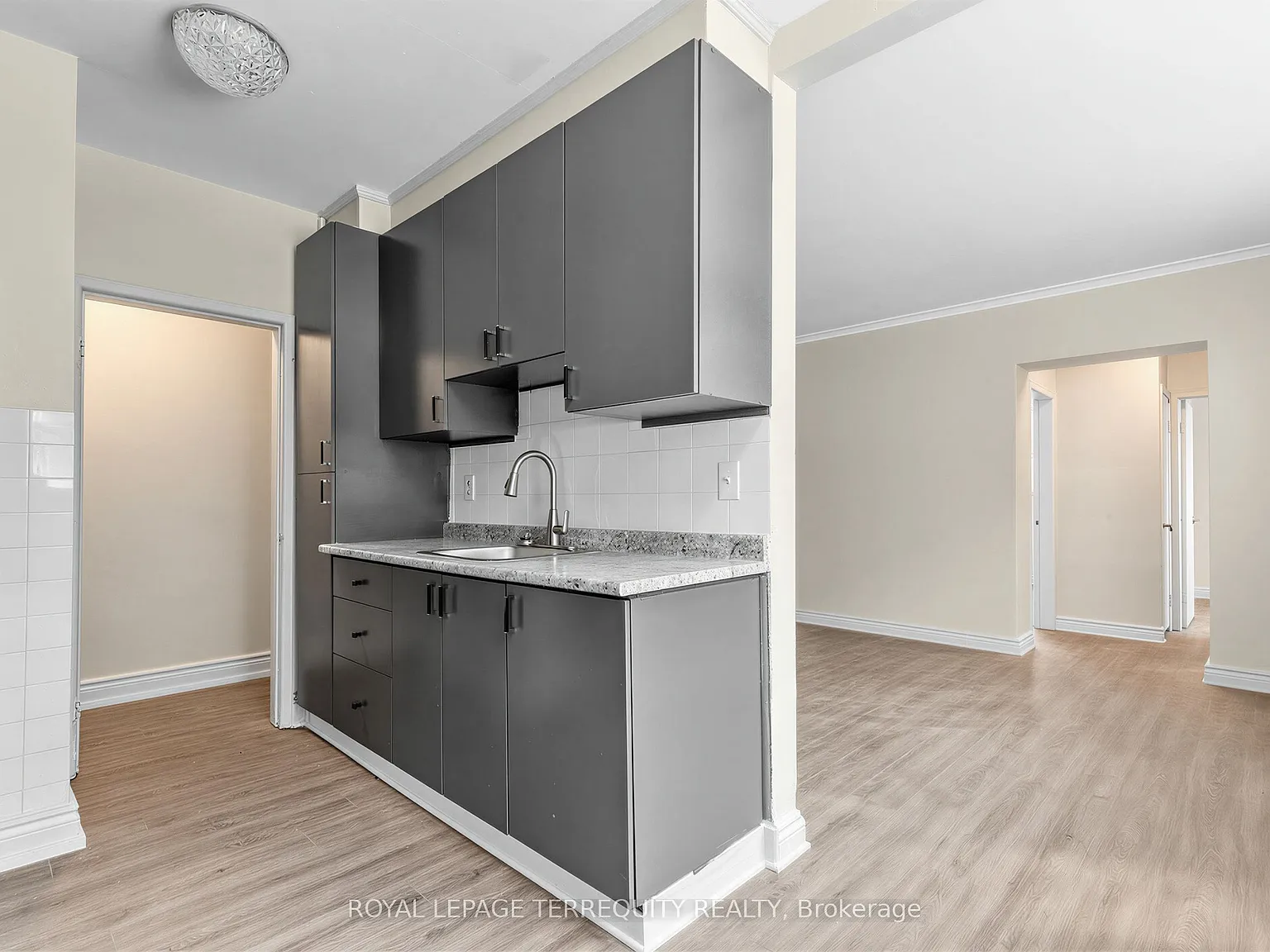 2 bed, $2,200 — Photo 1