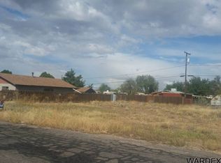 3596 E Lark Ln, Kingman, AZ 86409