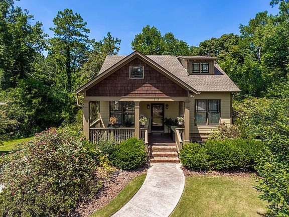 2nd image of 2105 Wildrose Dr