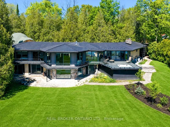 285 Balmy Beach Rd, Georgian Bluffs, ON N4K 5N4
