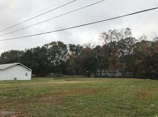 1703 E St, Pascagoula, MS 39567