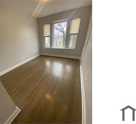 5th image of 6049 S King Dr #2