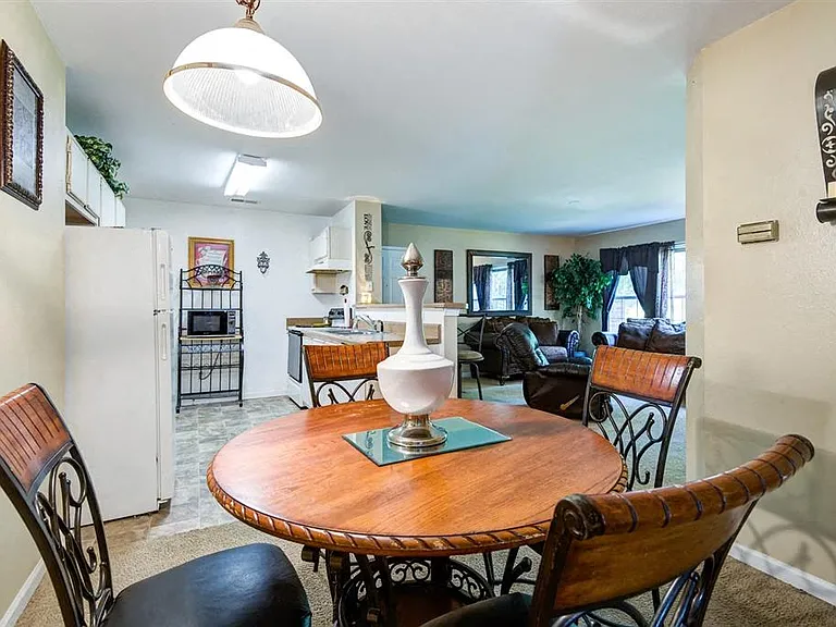 Patriot's Pointe Apartment Homes — Photo 12