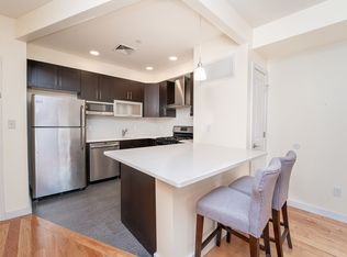 2540 38th St APT 4C, Astoria, NY 11103