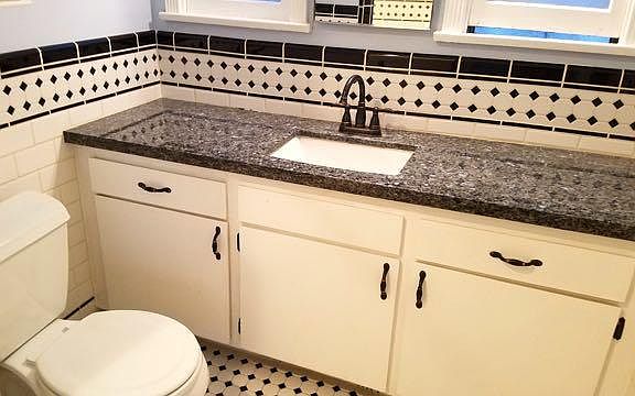 4th image of 1137 S Doheny Dr #1