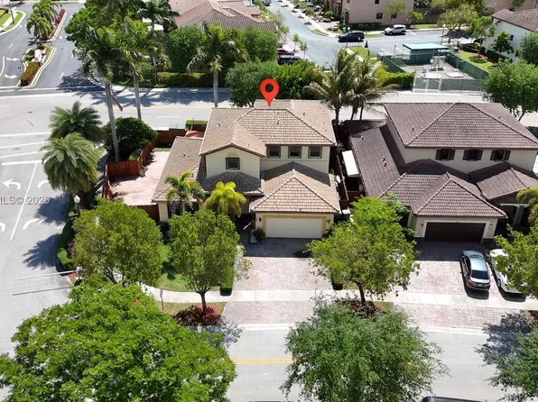3698 SE 2nd Dr, Homestead, FL 33033