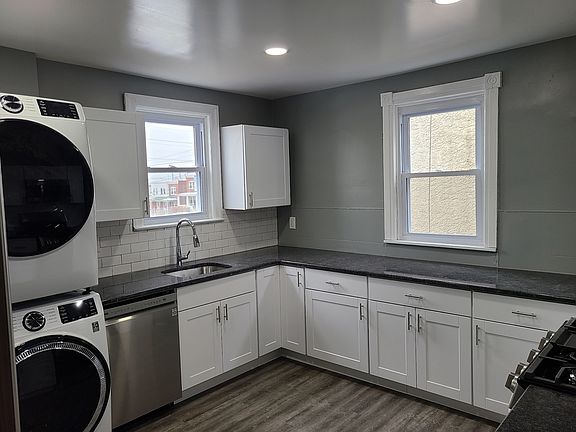 3rd image of 113 White Ave