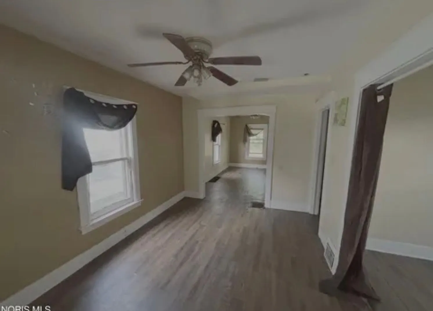 Back-To-School Special House For Sale! — Photo 2