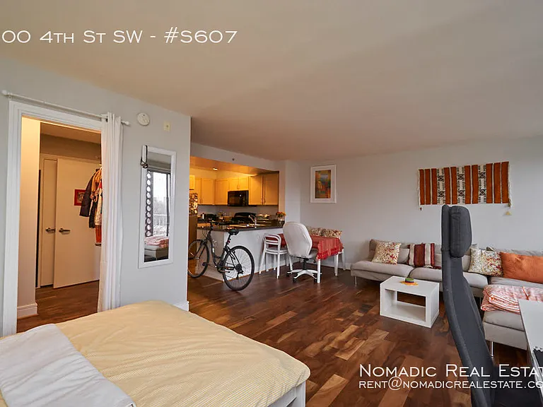 800 4th St SW #S607 — Photo 4