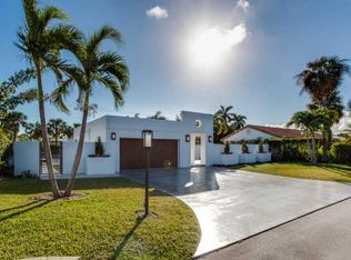 300 Edwards Ln, Palm Beach Shores, FL 33404