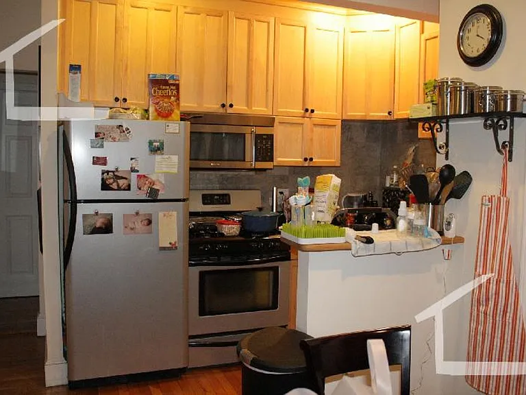 199 Winthrop Rd #2 — Photo 7