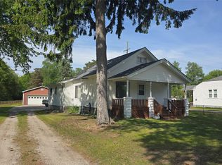 4085 Pine Grove Ave, Fort Gratiot, MI 48059
