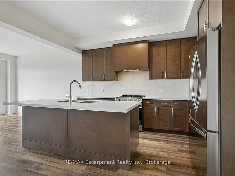 76 Valley Trail Pl — Photo 11