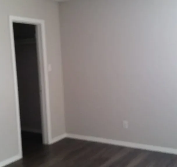 Townhollow Apartments — Photo 33