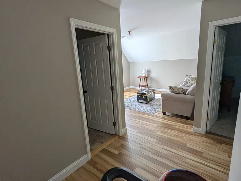 411 River Rd — Photo 12