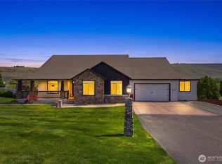 98303 E Ridgeview Drive, Kennewick, WA 99338