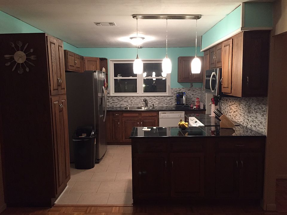 2nd image of 1816 Mason Smith Ave