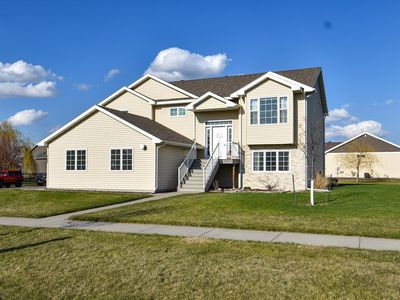 2200 36th St S, Moorhead, MN, 56560