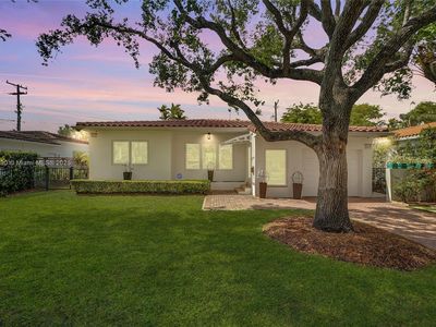 552 Alminar Ave, Coral Gables, FL, 33146