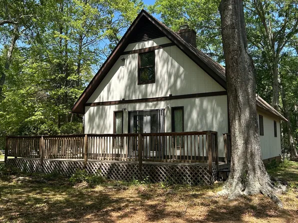 2616 Locust Hill Rd, Taylors, SC 29687