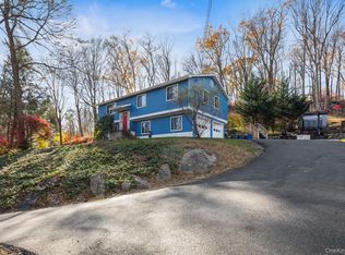 97 Old Road, Patterson, NY