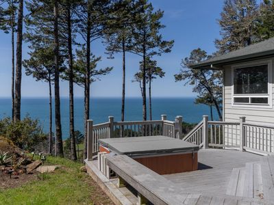 21999 Smith Court, Jenner, CA, 95450