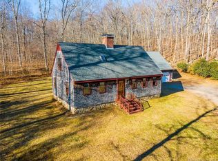 255 Pendleton Hill Rd, North Stonington, CT 06359