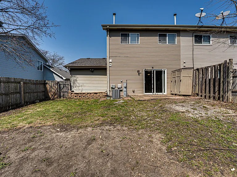 1111 Brunswick Ln — Photo 16
