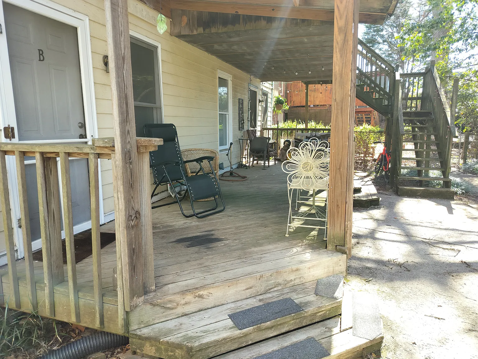1 bed, 700 sqft, $1,050 — Photo 2
