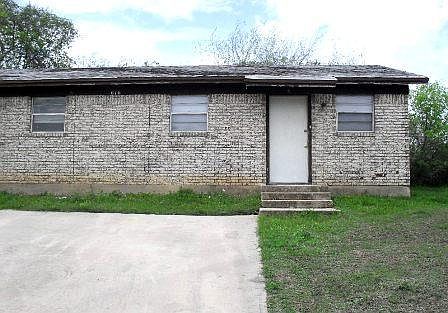 1st image of 616 Sunset Ln #A
