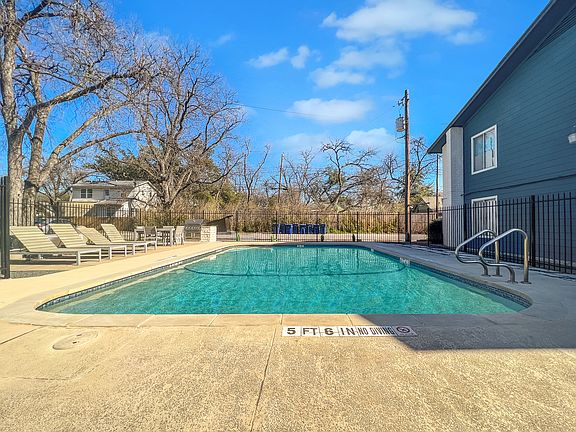 4th image of 4533 1/2 Avenue A #205