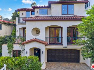 6944 Woodrow Wilson Dr, Los Angeles, CA 90068
