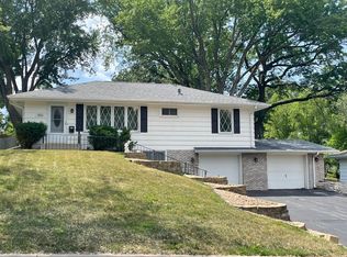 8924 Kell Ave S, Bloomington, MN 55437