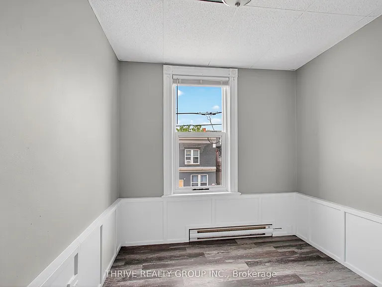 259 Clarence St — Photo 14