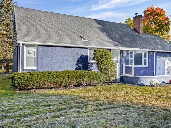 20 Marsden Rd, Rochester, NY 14609